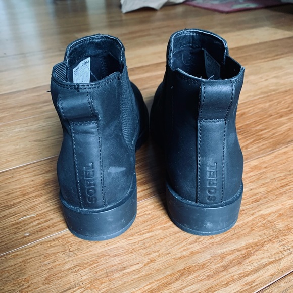 Sorel Leather Chelsea Boots - Picture 2 of 6